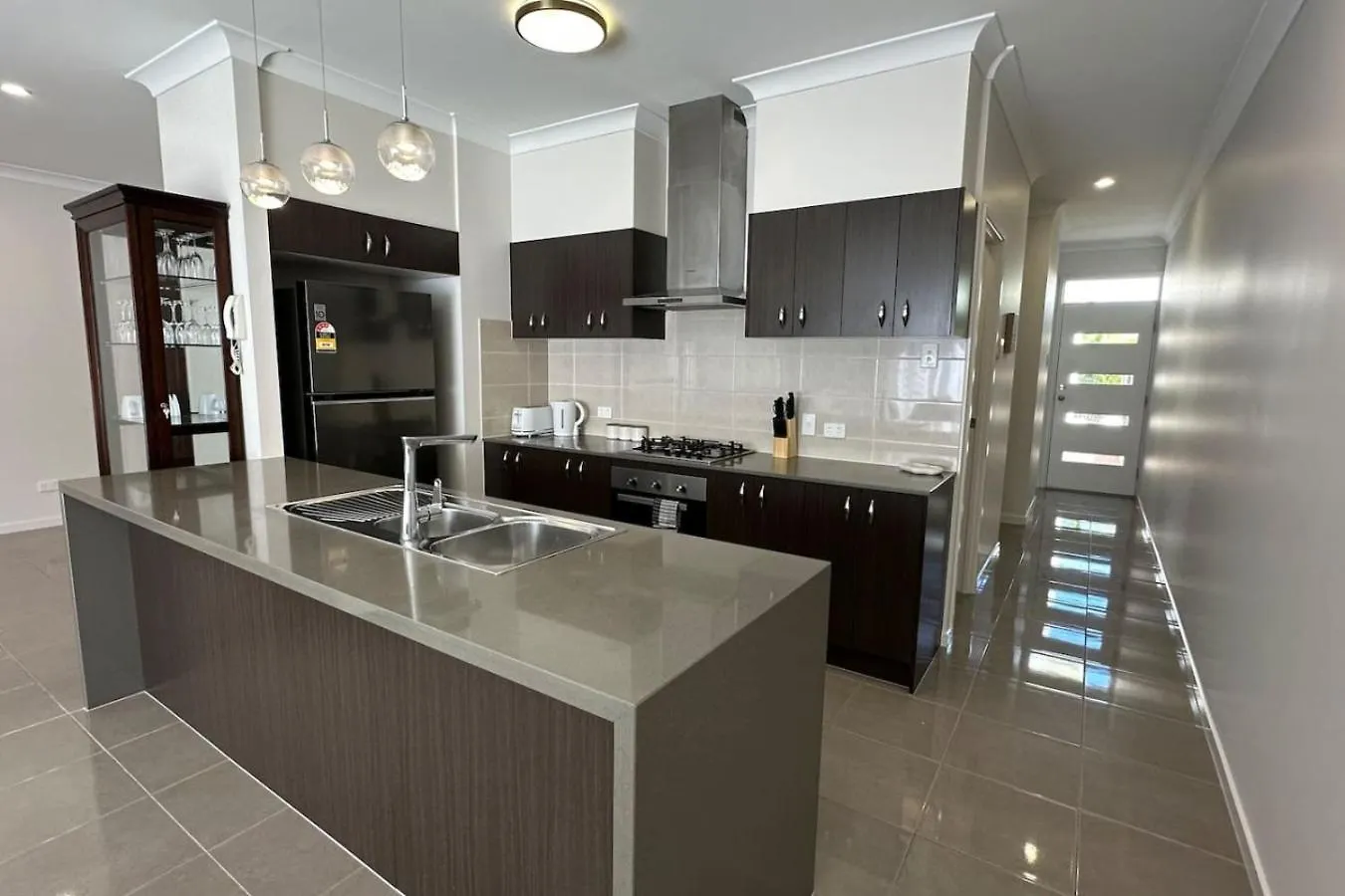Holiday home Sienna Rise - Walk To Westfield Sleeps 6 North Lakes