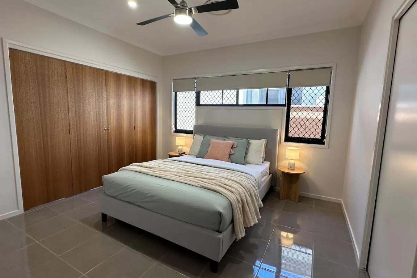 Sienna Rise - Walk To Westfield Sleeps 6 North Lakes Australia