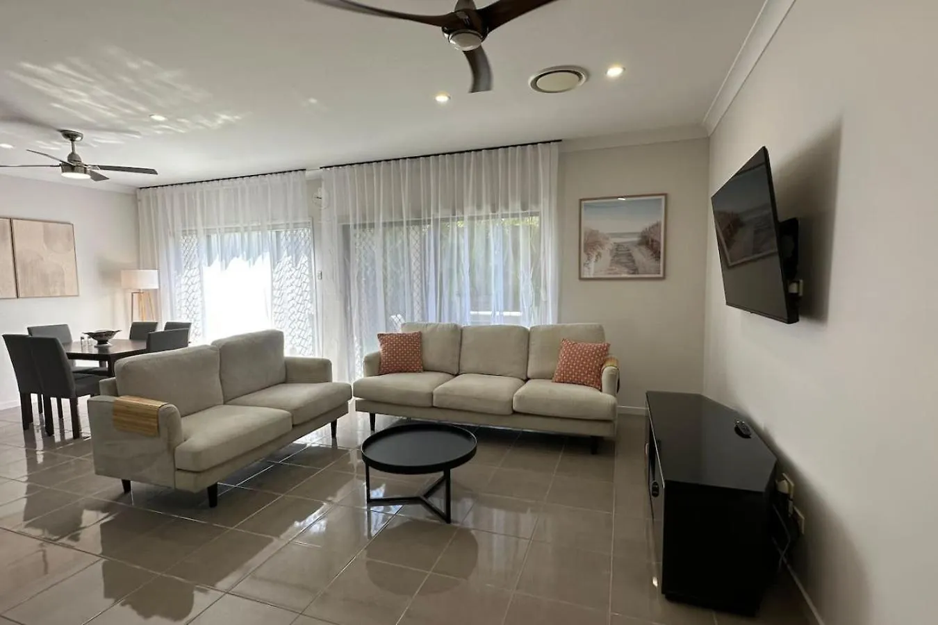 Sienna Rise - Walk To Westfield Sleeps 6 North Lakes
