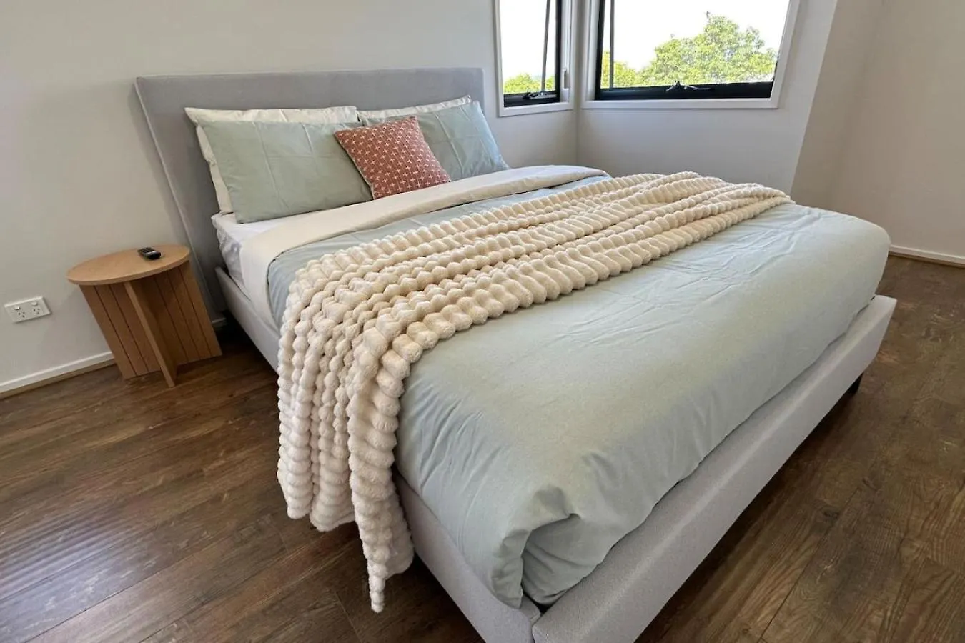 Sienna Rise - Walk To Westfield Sleeps 6 North Lakes Holiday home